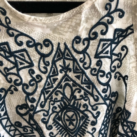 Ecoté x Urban Outfitters High Neck Flowy tank S - Picture 4 of 11